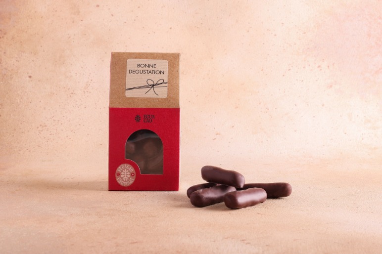 Lamelles de gingembre confites et enrobées de chocolat noir Grand Cru 72%